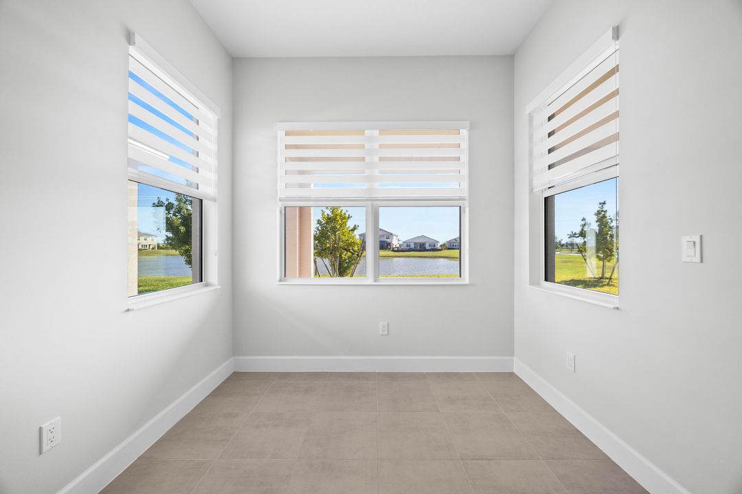 Active With Contract: $3,500 (3 beds, 3 baths, 2041 Square Feet)