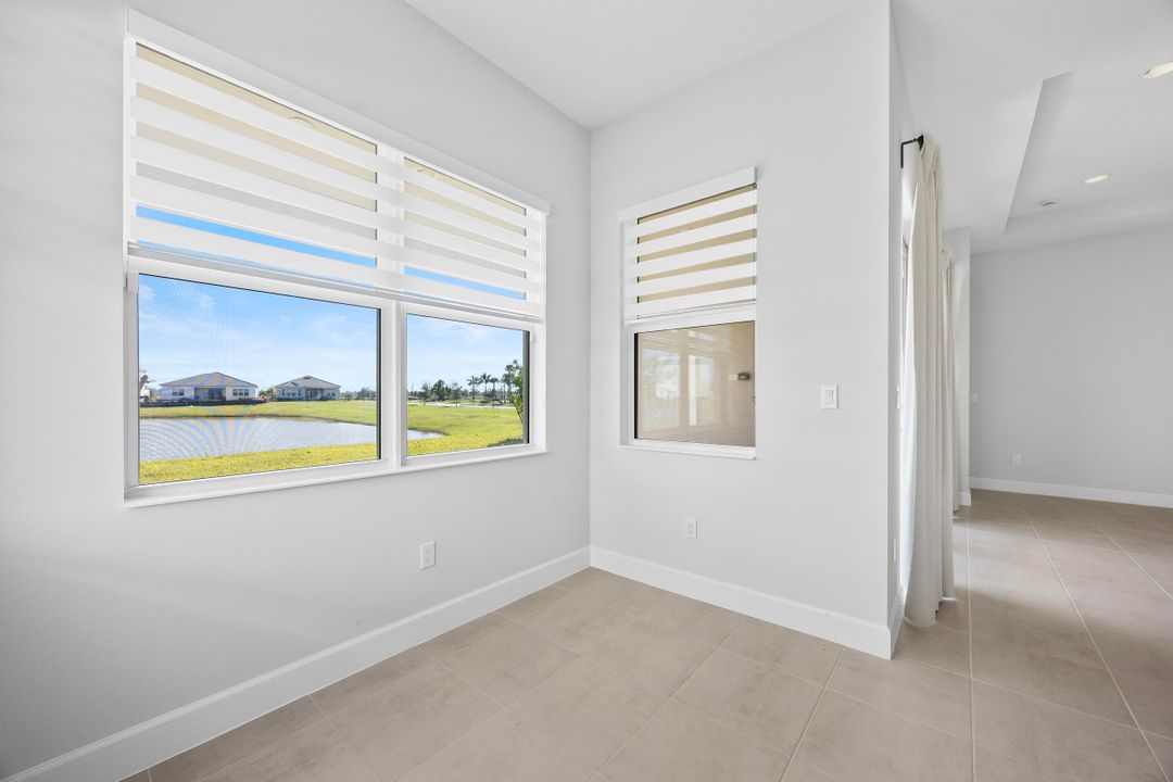 Active With Contract: $3,500 (3 beds, 3 baths, 2041 Square Feet)