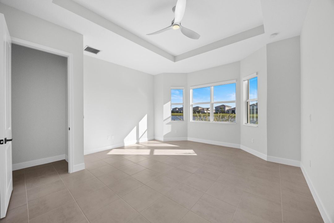 Active With Contract: $3,500 (3 beds, 3 baths, 2041 Square Feet)