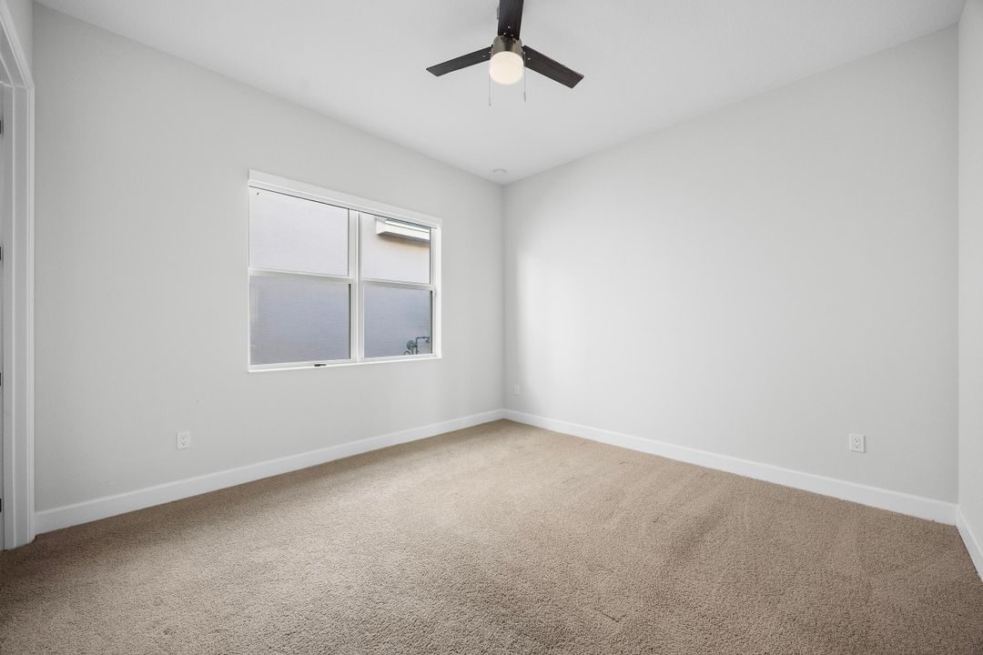 Active With Contract: $3,500 (3 beds, 3 baths, 2041 Square Feet)