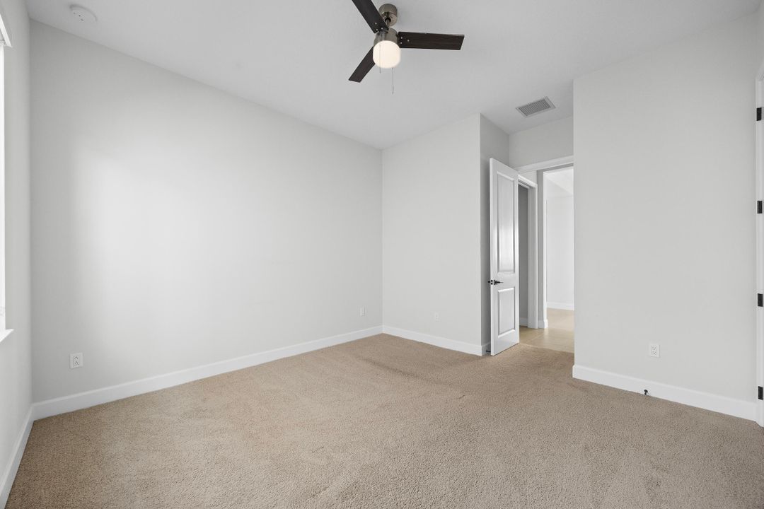 Active With Contract: $3,500 (3 beds, 3 baths, 2041 Square Feet)