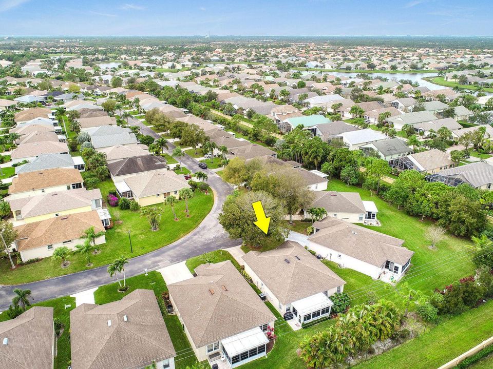 En Venta: $249,900 (2 camas, 2 baños, 1573 Pies cuadrados)