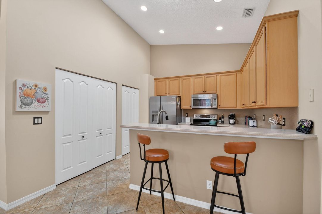 En Venta: $379,000 (3 camas, 2 baños, 1497 Pies cuadrados)