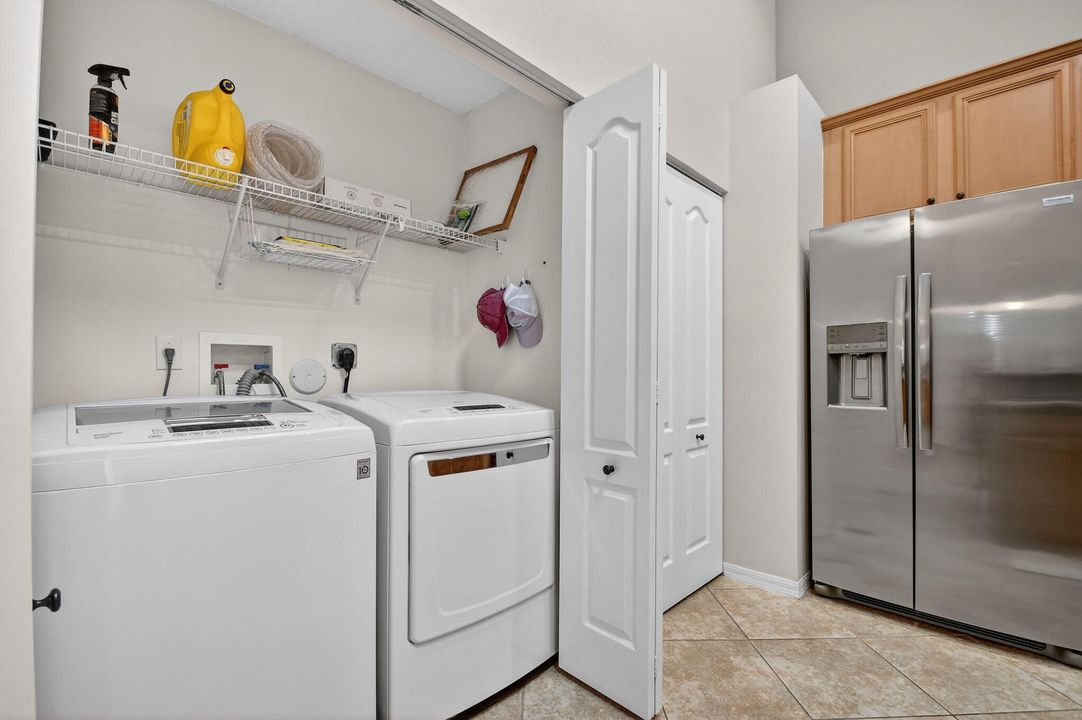 En Venta: $379,000 (3 camas, 2 baños, 1497 Pies cuadrados)