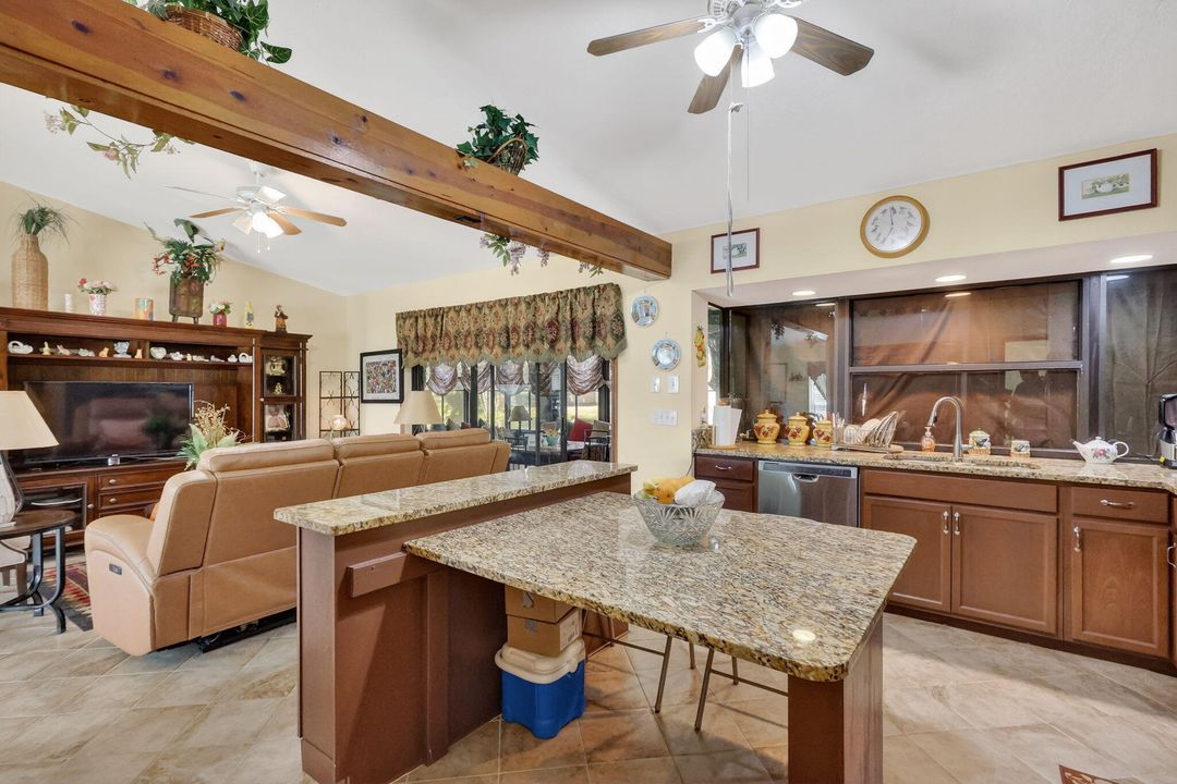 For Sale: $399,000 (3 beds, 2 baths, 1492 Square Feet)