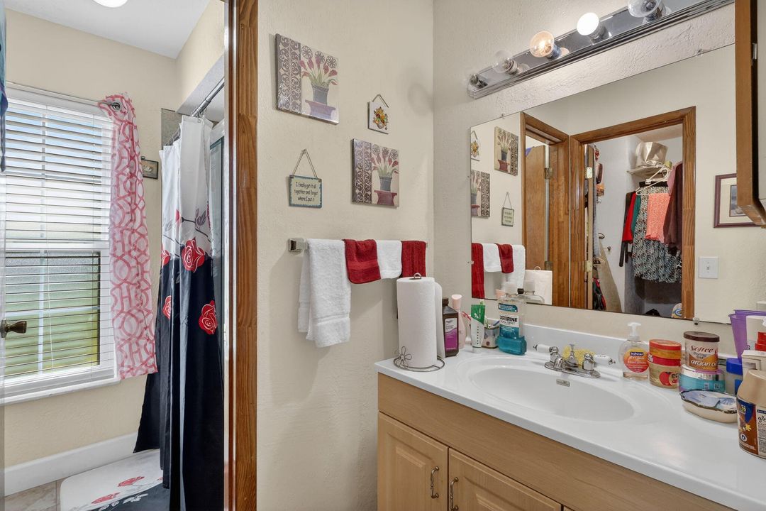 For Sale: $399,000 (3 beds, 2 baths, 1492 Square Feet)