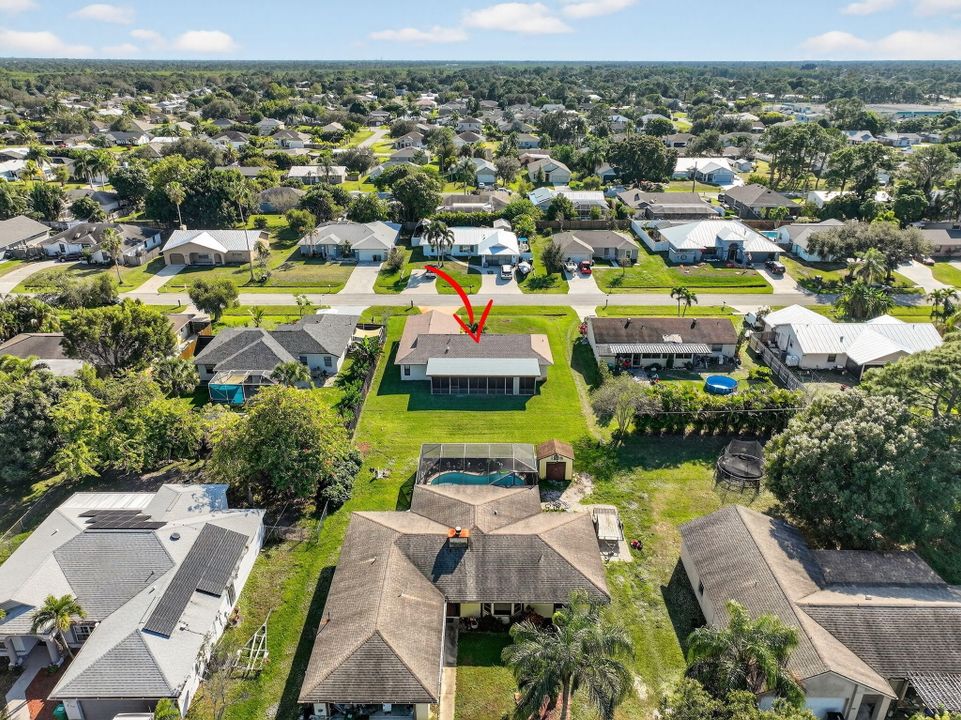 For Sale: $399,000 (3 beds, 2 baths, 1492 Square Feet)