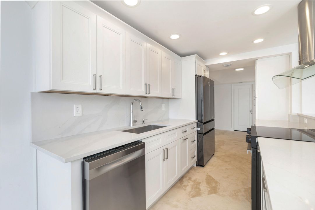 For Rent: $5,000 (2 beds, 2 baths, 1417 Square Feet)