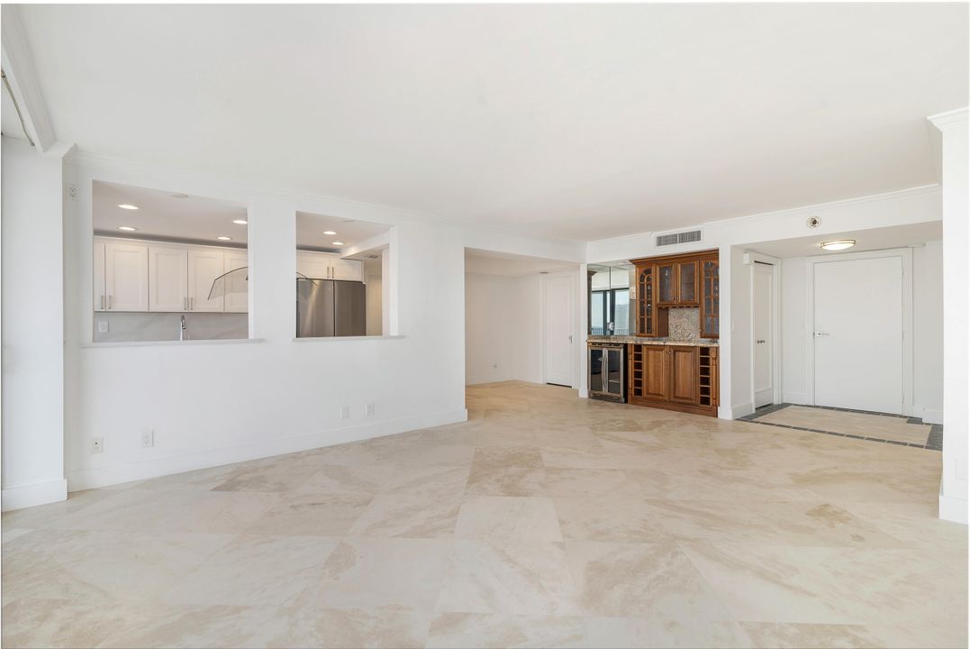 For Rent: $5,000 (2 beds, 2 baths, 1417 Square Feet)