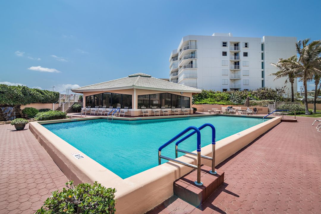 For Rent: $5,000 (2 beds, 2 baths, 1417 Square Feet)