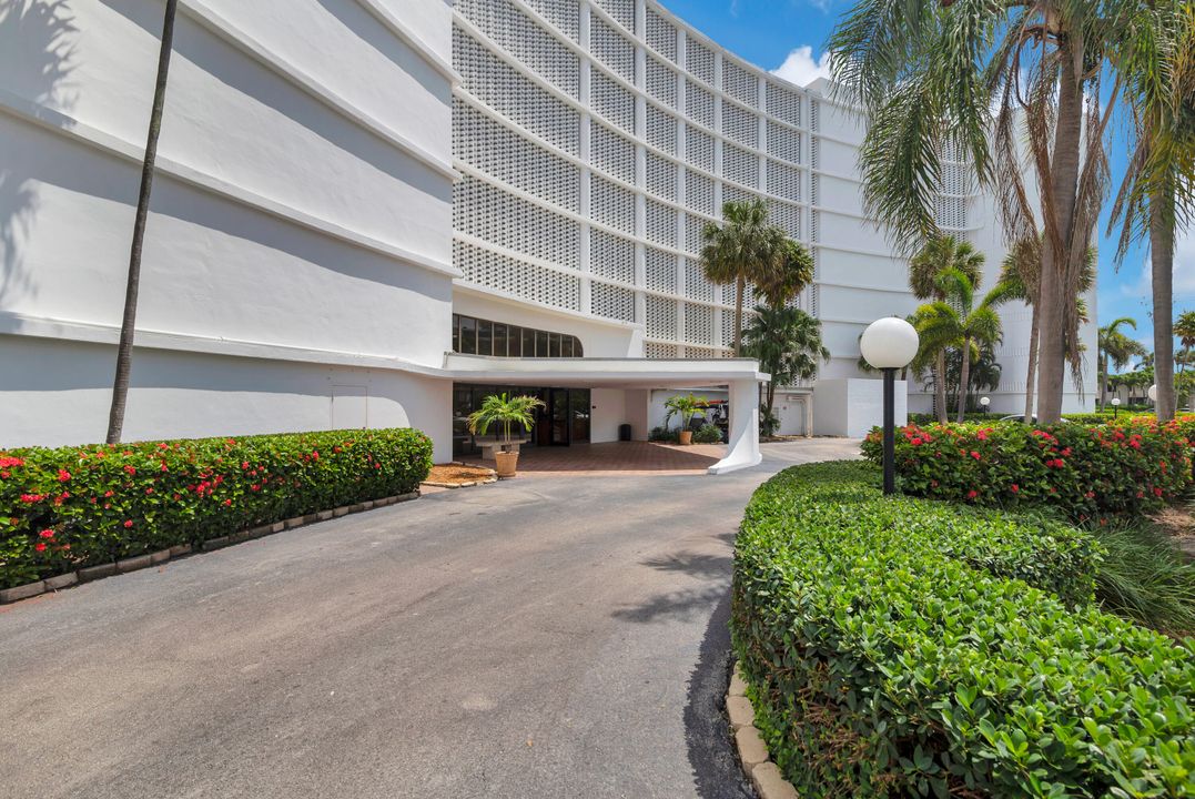 For Rent: $5,000 (2 beds, 2 baths, 1417 Square Feet)