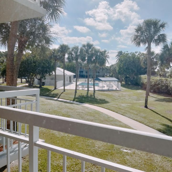 For Rent: $1,900 (2 beds, 2 baths, 1442 Square Feet)