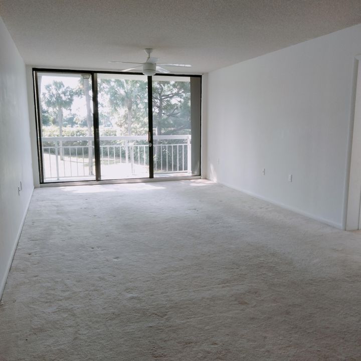 For Rent: $1,900 (2 beds, 2 baths, 1442 Square Feet)