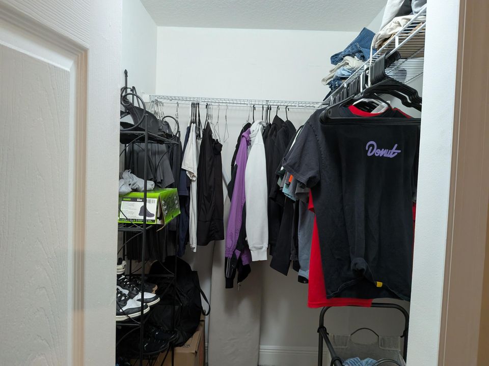 На продажу: $630,000 (3 спален, 2 ванн, 1702 Квадратных фут)