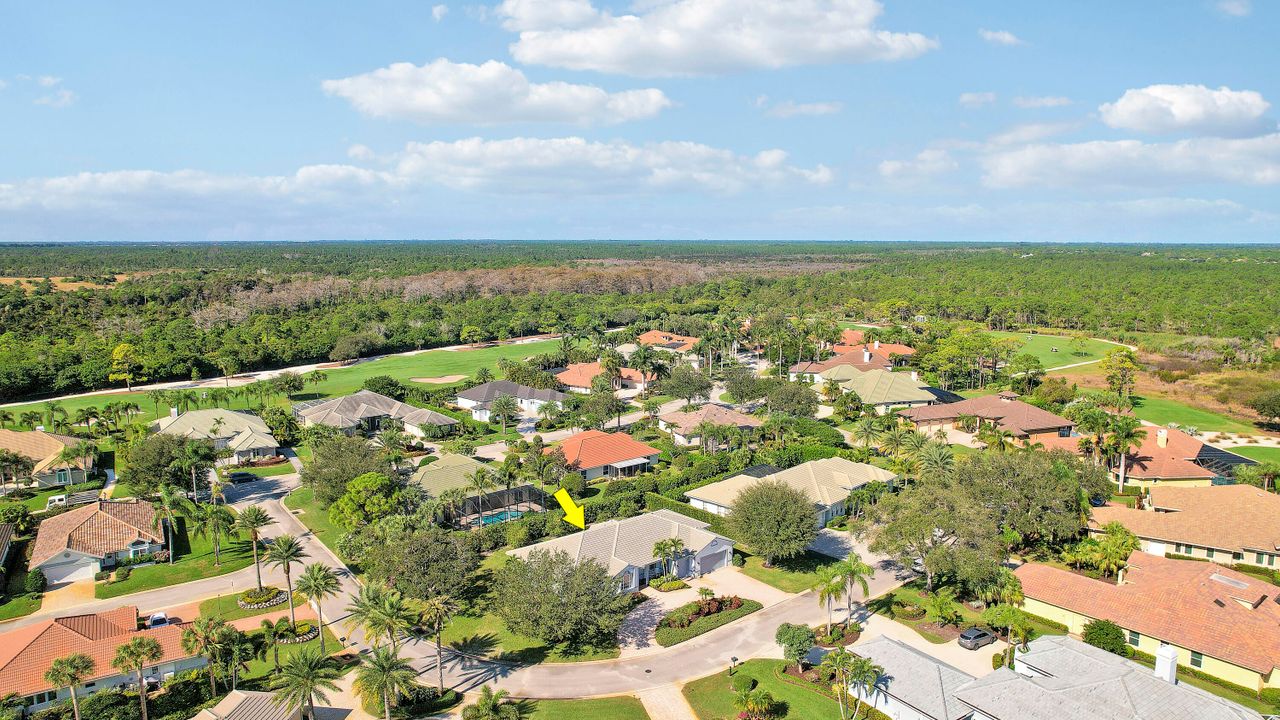 For Sale: $989,000 (4 beds, 3 baths, 2484 Square Feet)