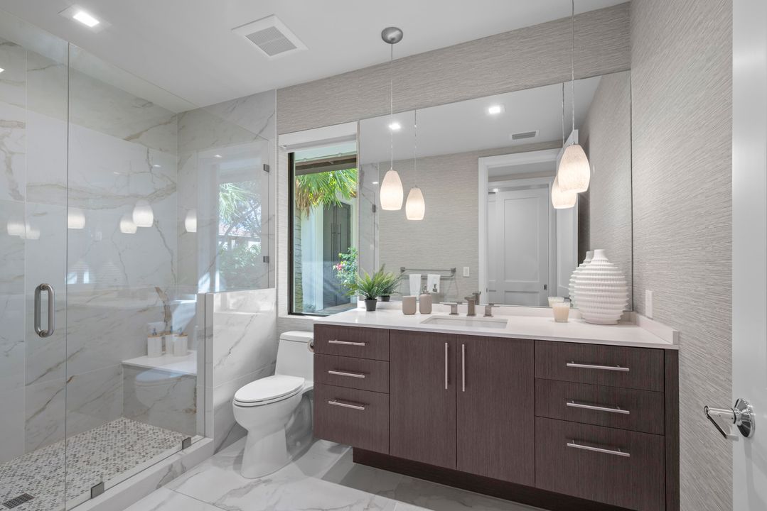 For Sale: $5,495,000 (5 beds, 7 baths, 4835 Square Feet)