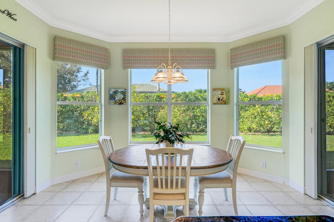 For Sale: $989,000 (4 beds, 3 baths, 2484 Square Feet)