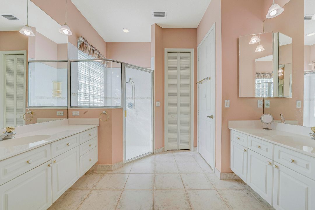 For Sale: $989,000 (4 beds, 3 baths, 2484 Square Feet)