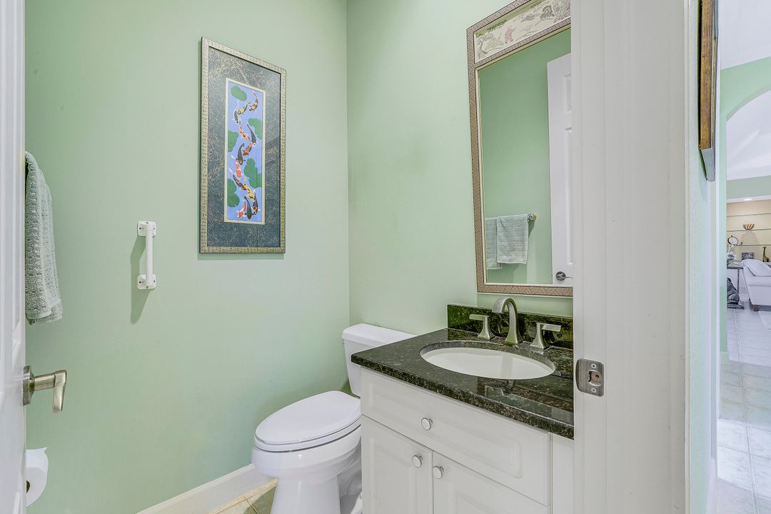 For Sale: $989,000 (4 beds, 3 baths, 2484 Square Feet)