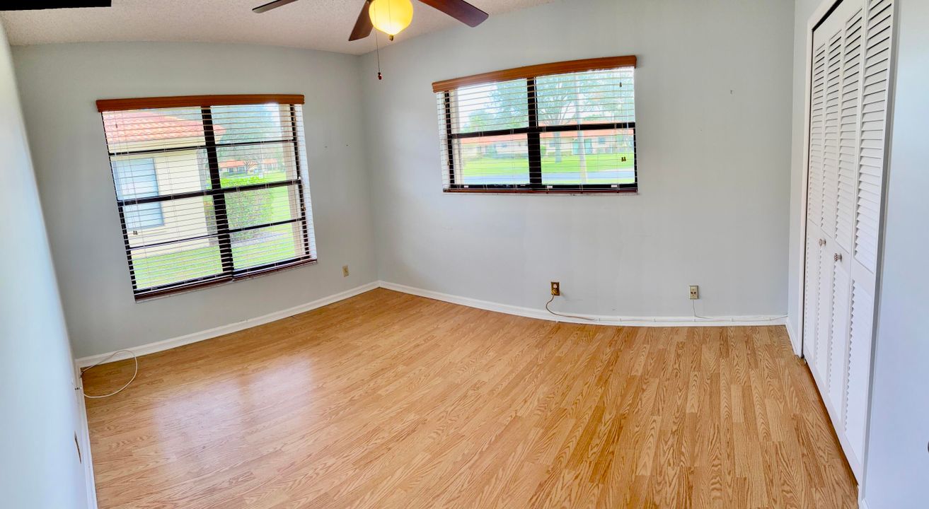 For Sale: $238,500 (2 beds, 2 baths, 1404 Square Feet)