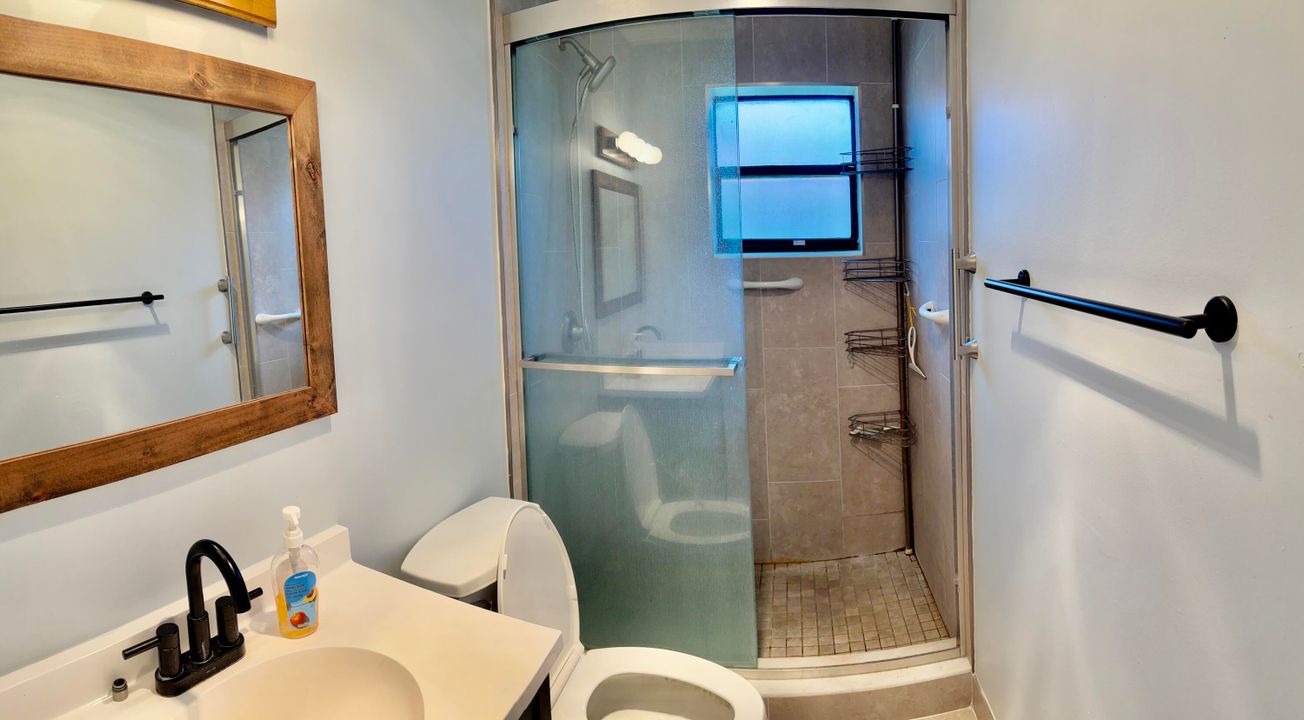 For Sale: $238,500 (2 beds, 2 baths, 1404 Square Feet)
