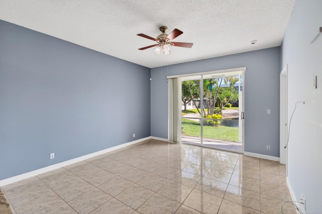 В аренду: $2,200 (2 спален, 2 ванн, 1345 Квадратных фут)