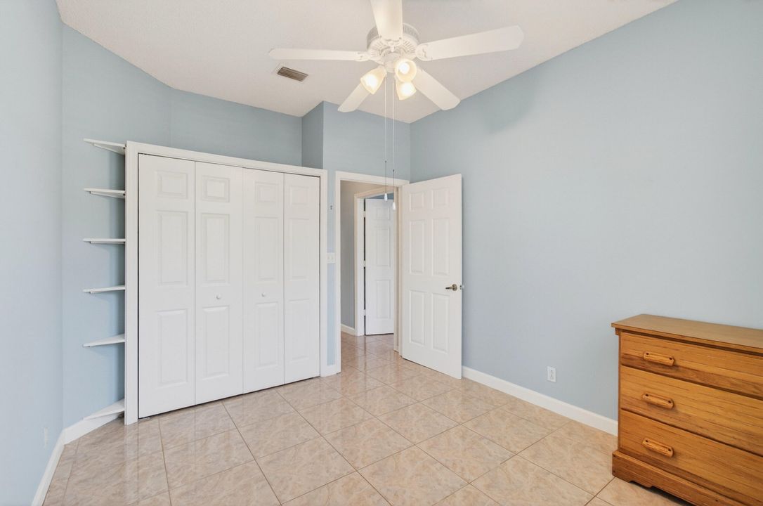 В аренду: $2,200 (2 спален, 2 ванн, 1345 Квадратных фут)