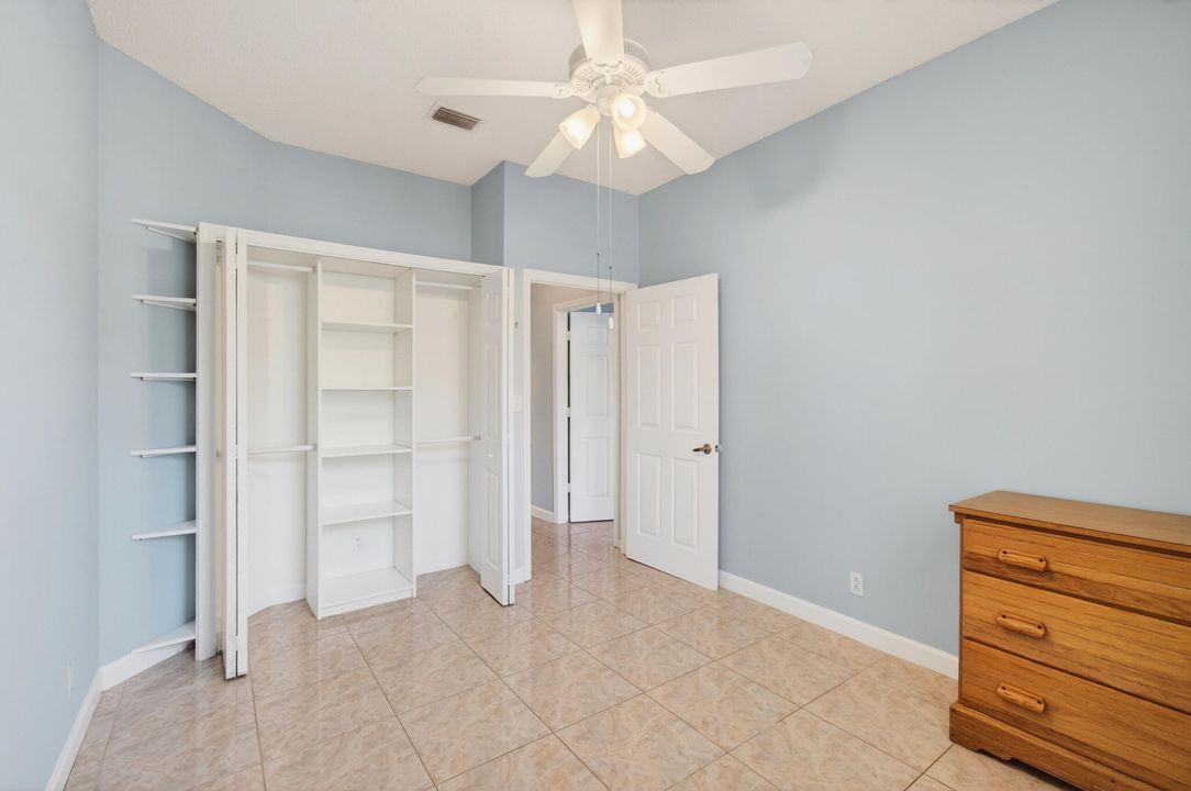 В аренду: $2,200 (2 спален, 2 ванн, 1345 Квадратных фут)