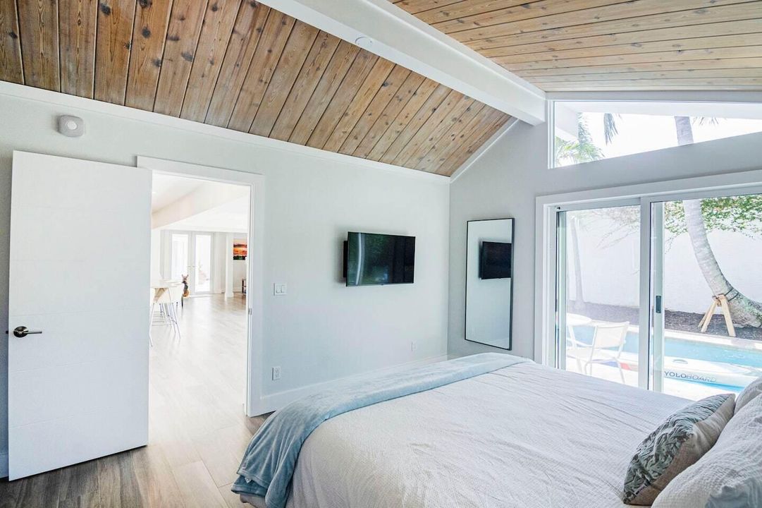 En Renta: $24,500 (3 camas, 3 baños, 2072 Pies cuadrados)