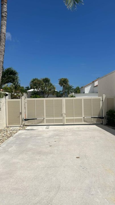 En Renta: $24,500 (3 camas, 3 baños, 2072 Pies cuadrados)