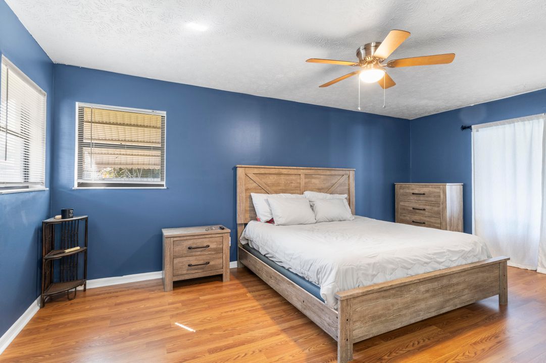 For Sale: $340,000 (2 beds, 2 baths, 1258 Square Feet)