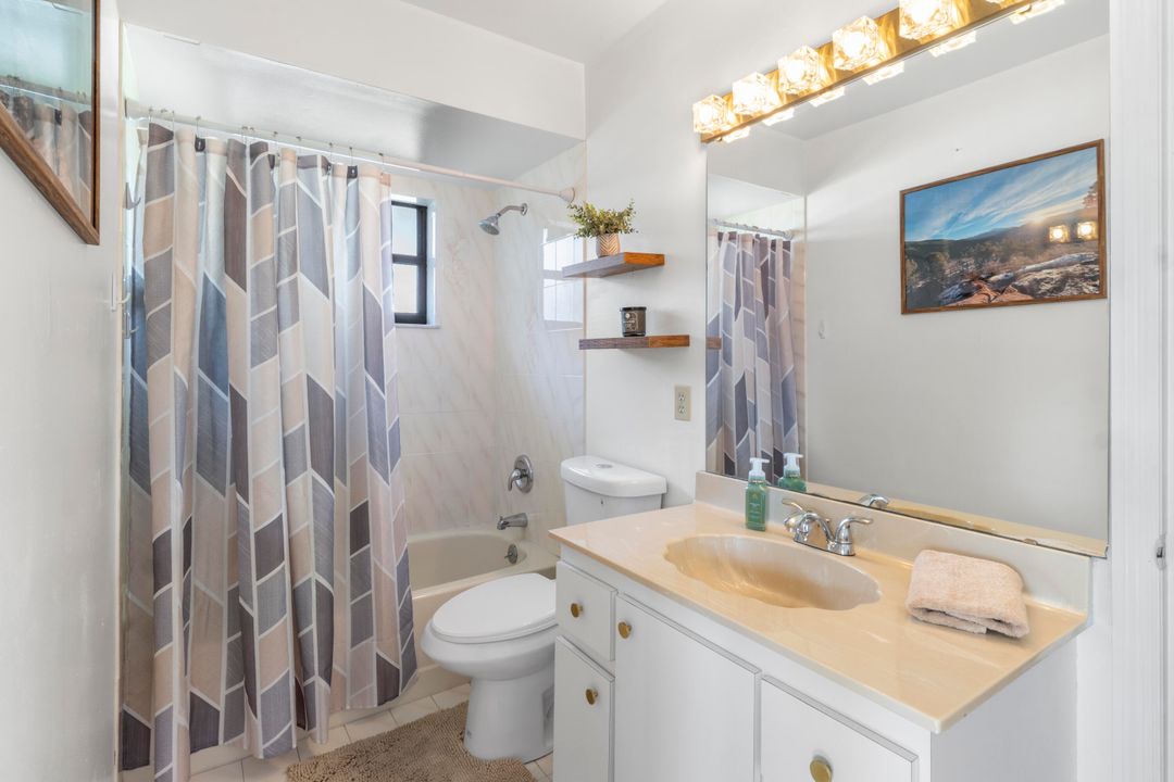 For Sale: $340,000 (2 beds, 2 baths, 1258 Square Feet)