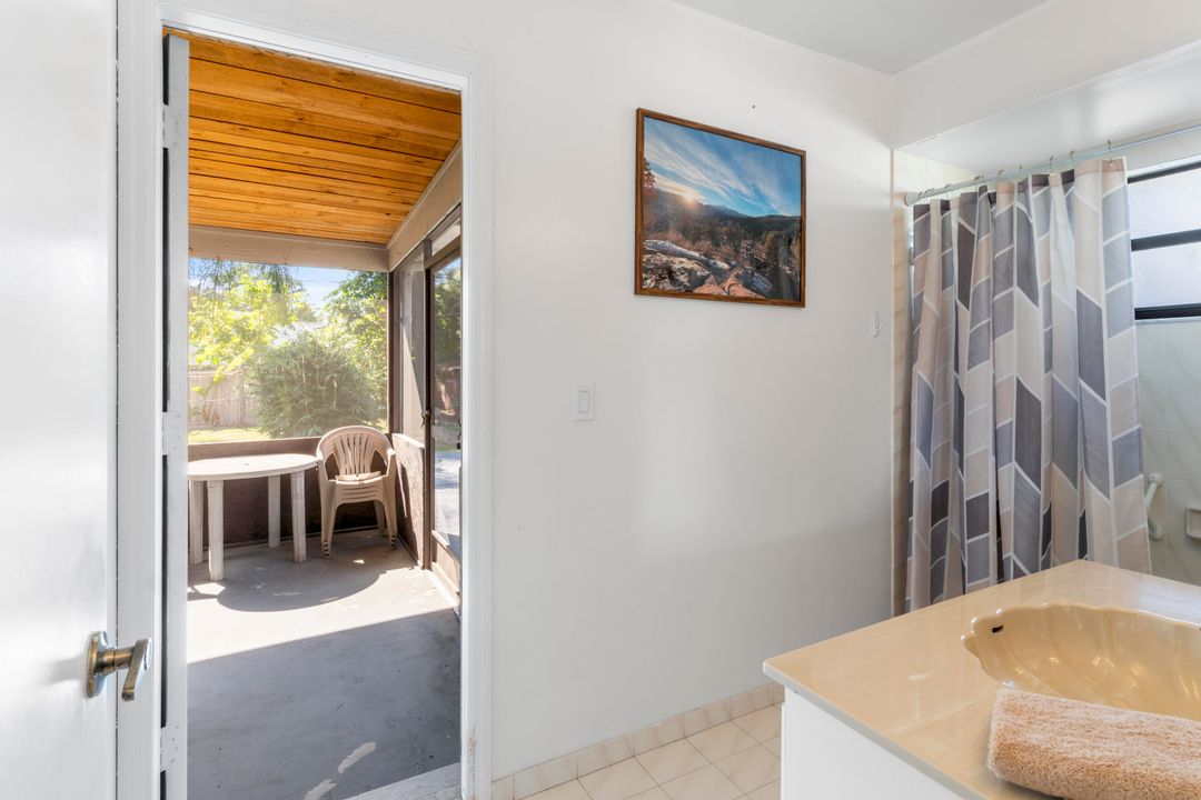 For Sale: $340,000 (2 beds, 2 baths, 1258 Square Feet)