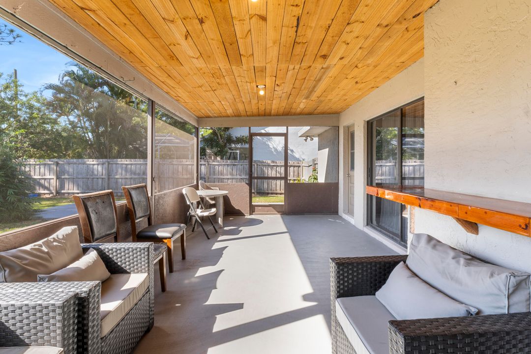 For Sale: $340,000 (2 beds, 2 baths, 1258 Square Feet)