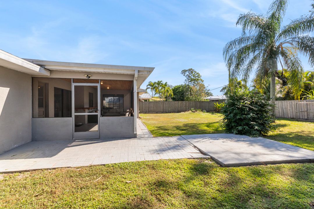 For Sale: $340,000 (2 beds, 2 baths, 1258 Square Feet)