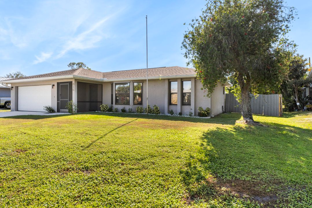 For Sale: $340,000 (2 beds, 2 baths, 1258 Square Feet)