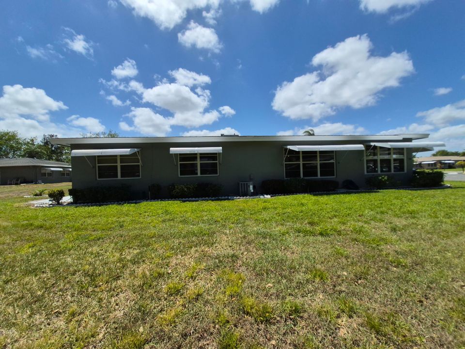 На продажу: $219,900 (2 спален, 2 ванн, 1175 Квадратных фут)