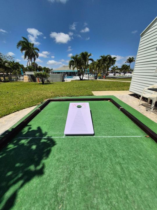 На продажу: $219,900 (2 спален, 2 ванн, 1175 Квадратных фут)