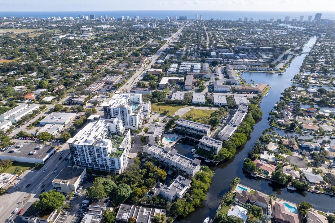 For Sale: $999,000 (3 beds, 3 baths, 2606 Square Feet)