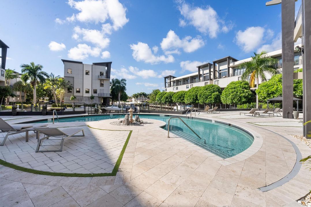 For Sale: $999,000 (3 beds, 3 baths, 2606 Square Feet)