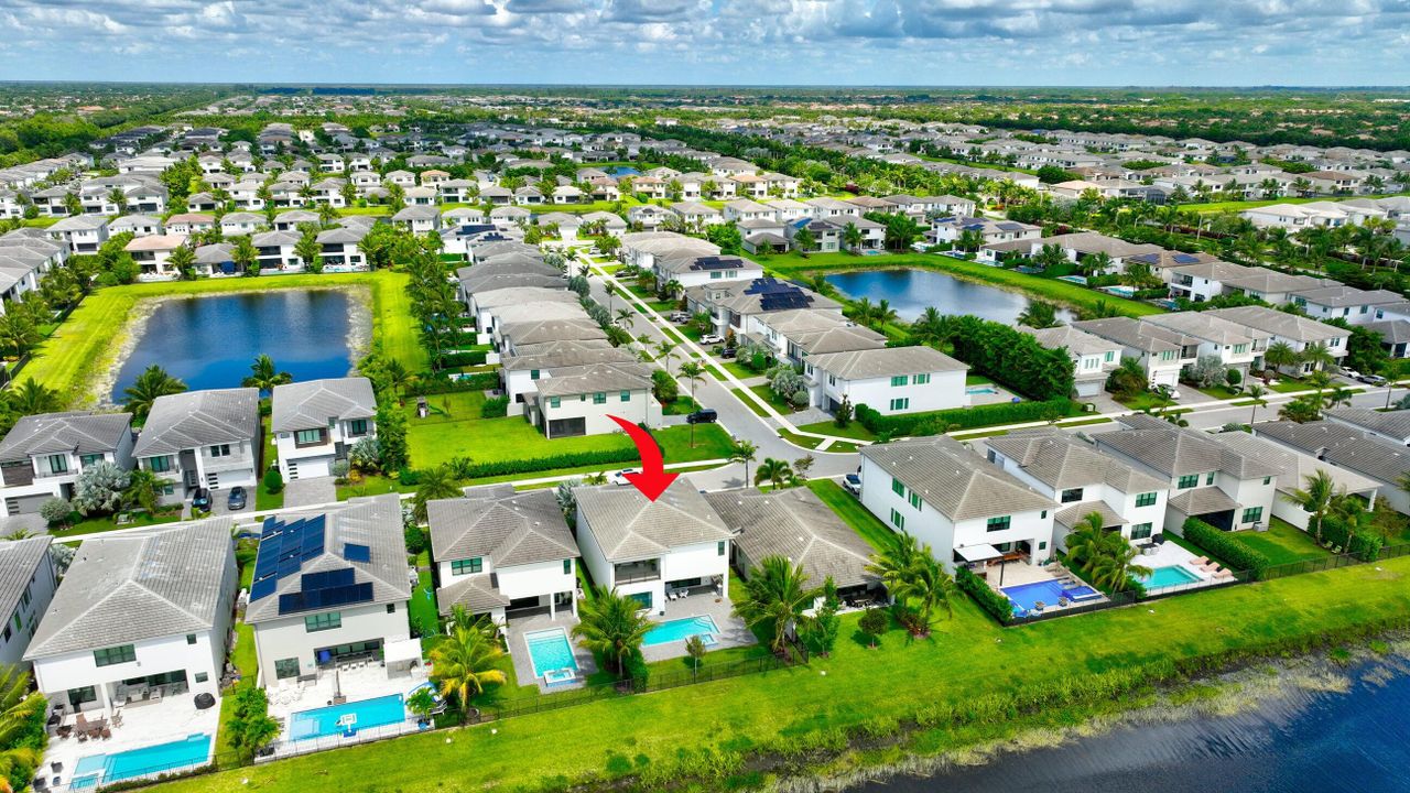 For Rent: $12,000 (5 beds, 5 baths, 3344 Square Feet)