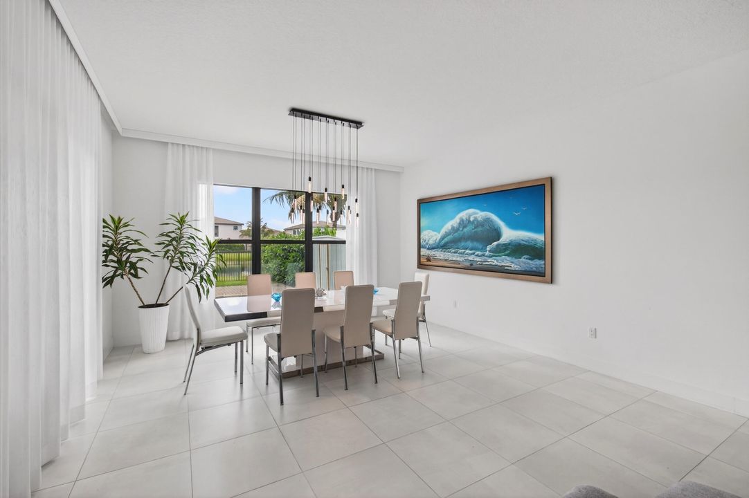 For Rent: $12,000 (5 beds, 5 baths, 3344 Square Feet)