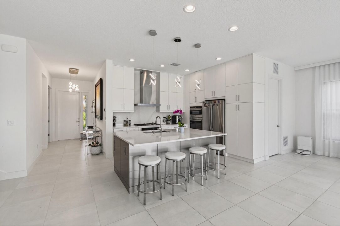 For Rent: $12,000 (5 beds, 5 baths, 3344 Square Feet)