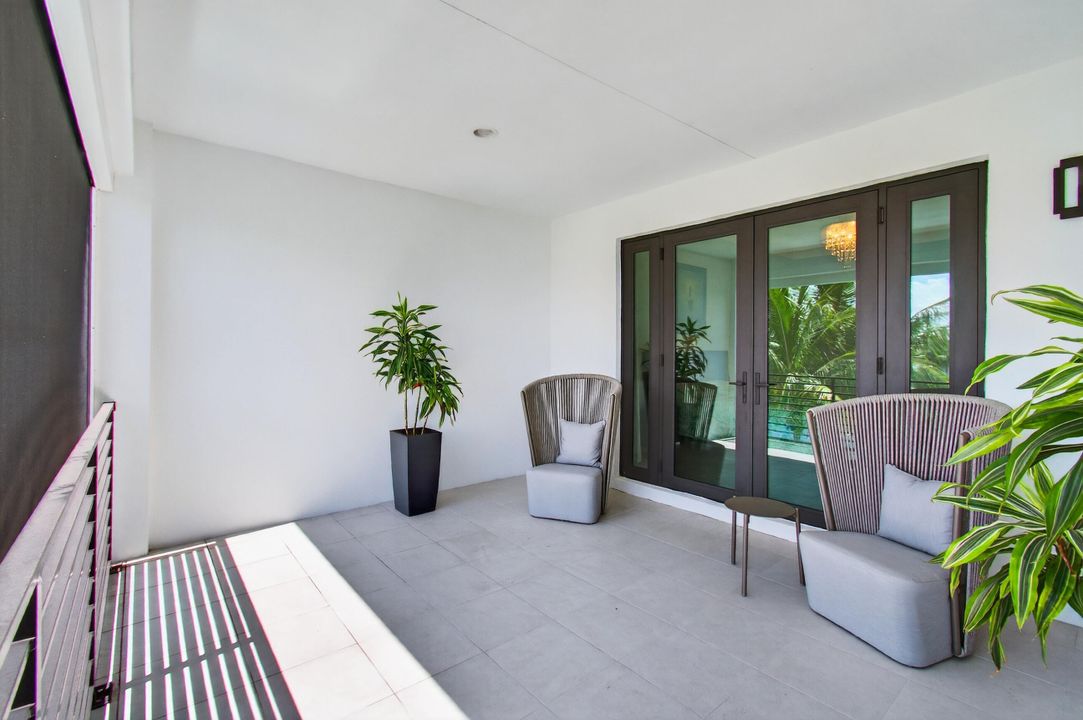 For Rent: $12,000 (5 beds, 5 baths, 3344 Square Feet)