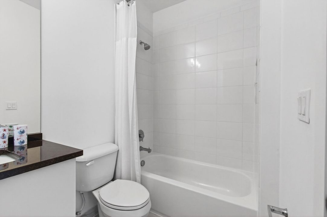 For Rent: $12,000 (5 beds, 5 baths, 3344 Square Feet)