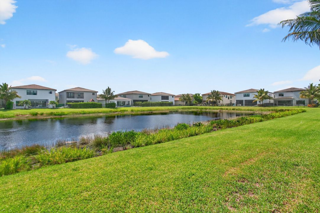 For Rent: $12,000 (5 beds, 5 baths, 3344 Square Feet)