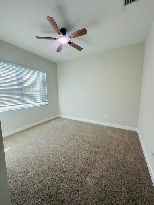 For Rent: $3,145 (3 beds, 2 baths, 1671 Square Feet)