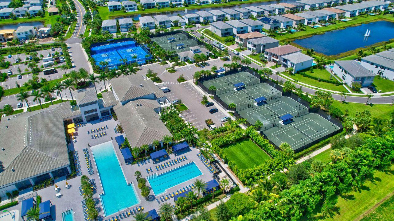 For Rent: $12,000 (5 beds, 5 baths, 3344 Square Feet)