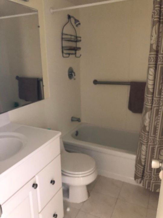 For Rent: $1,500 (2 beds, 1 baths, 850 Square Feet)