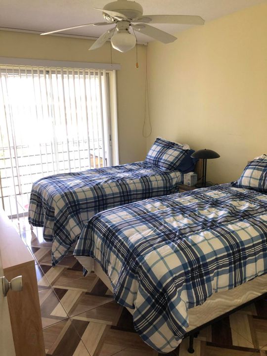 For Rent: $1,500 (2 beds, 1 baths, 850 Square Feet)